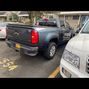 Meet your Posher, Tom